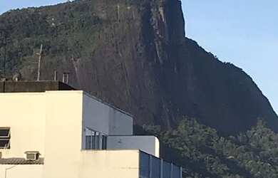 Imagem: O apartamento na cobertura possui 3 Dormitórios, 2 Banheiros