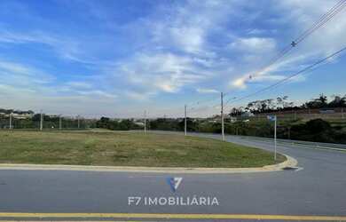 Imagem: O terreno à venda possui 444m² de Área e está localizado