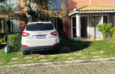 Imagem: Alugo Casa Duplex com Quintal 4/4 suíte e varanda em Stella