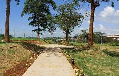 Imagem: O terreno possui 490m² de Área e está localizado em Jardim