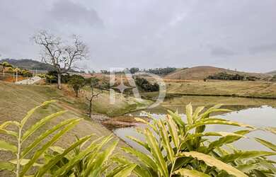 Imagem: O terreno possui 443m² de Área e está localizado em Salvaterra