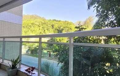 Imagem: O apartamento possui 4 Dormitórios, 3 Banheiros, 2 Vagas na