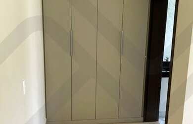 Imagem: A casa em condomínio possui 4 Dormitórios, 5 Banheiros, 5