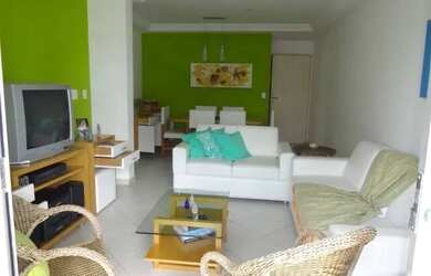 Imagem: O apartamento possui 3 Dormitórios, 3 Banheiros, 2 Vagas na