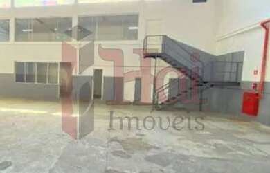 Imagem 3: Galpão de Esquina para Venda ou Locação na Luz com 2.400 m²