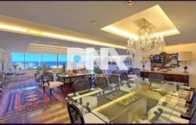 Imagem: O apartamento possui 5 Dormitórios, 1 Banheiro, 2 Vagas na