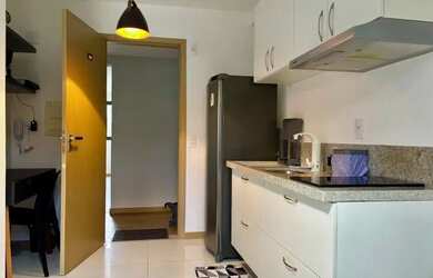 Imagem: O apartamento à venda possui 1 Dormitório, 1 Banheiro, 1 Vaga