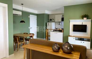 Imagem: A casa possui 1 Dormitório, 1 Banheiro, 1 Vaga na garagem