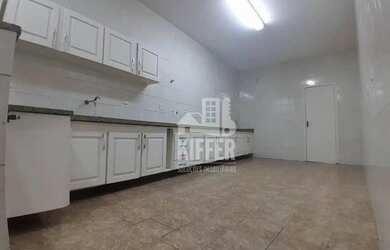 Imagem 9: Casa com 7 quartos, 2 suítes, 350m² por R$ 1.300.000,00 - Icaraí -...