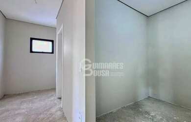 Imagem 11: Casa de Alto Padrão com 4 Suítes no Condomínio Portal do Paraíso II...