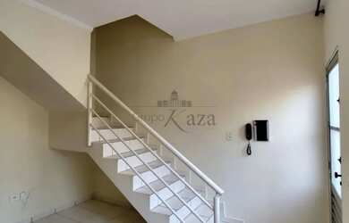 Imagem: A casa em condomínio possui 2 Dormitórios, 1 Banheiro, 1 Vaga