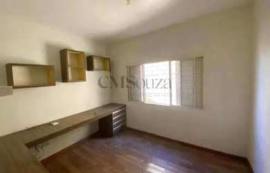 Imagem 10: Casa para alugar no Quebec 7 dormitórios (2 suítes), 360m², 4 vagas Londrina/PR