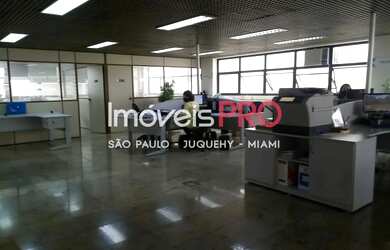 Imagem: O depósito possui 1.385m² de Área e está localizado em