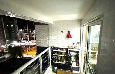 Imagem: O apartamento possui 2 Dormitórios, 2 Banheiros, 2 Vagas na