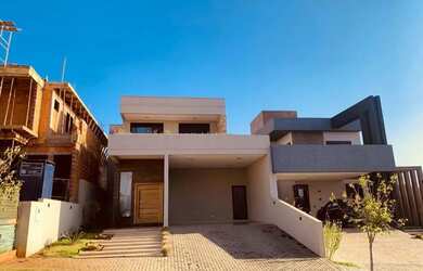 Imagem 12: Sobrado para Venda em Ponta Grossa, Colônia Dona Luiza, 3 dormitórios, 3 suítes, 5 banheir