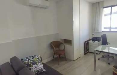 Imagem 8: Imóvel para venda tem 288 metros quadrados com 4 quartos em Praia da...