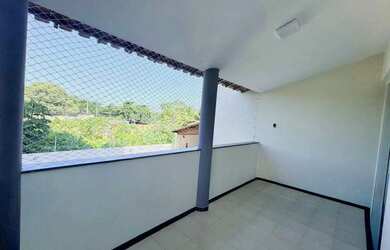 Imagem: A casa possui 3 Dormitórios, 5 Banheiros, 2 Vagas na garagem