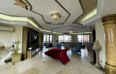 Imagem: O apartamento possui 4 Dormitórios, 5 Banheiros, 3 Vagas na