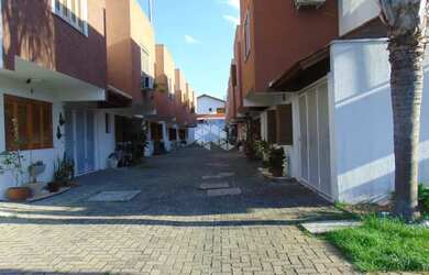 Imagem 3: Casa em condomínio de 3 quartos com 2 garagens no bairro Tristeza