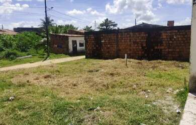 Imagem: O terreno possui 95m² de Área e está localizado em Porto