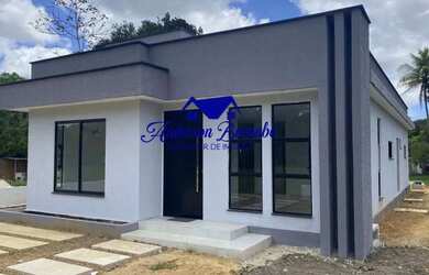 Imagem: A casa em condomínio possui 3 Dormitórios, 3 Banheiros, 2