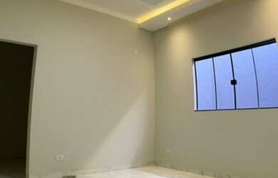 Imagem: A casa possui 3 Dormitórios, 2 Banheiros, 105m² de Área e