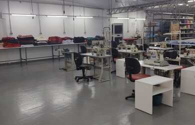 Imagem: A casa possui 5 Dormitórios, 2 Banheiros, 360m² de Área e