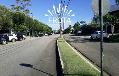 Imagem: O terreno possui 800m² de Área e está localizado em Parque