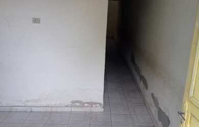 Imagem: A casa possui 2 Dormitórios, 1 Banheiro, 55m² de Área e