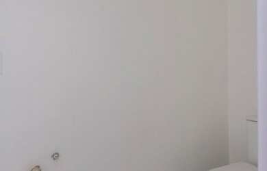 Imagem: A casa possui 2 Dormitórios, 2 Banheiros, 2 Vagas na garagem