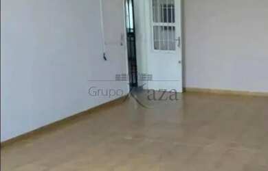 Imagem: O depósito possui 40m² de Área e está localizado em Centro