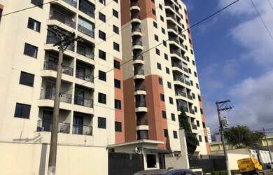 Imagem: O apartamento possui 3 Dormitórios, 1 Banheiro, 1 Vaga na garagem