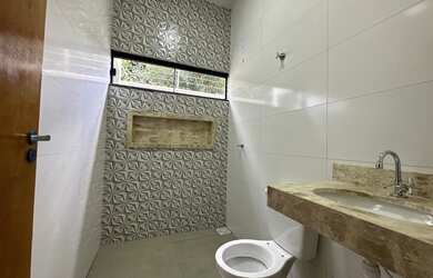 Imagem 5: Vendo agio dessa linda casa toda no porcelanato em Trindade-Goias