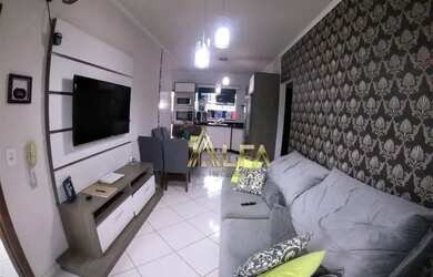 Imagem: O apartamento possui 2 Dormitórios, 1 Banheiro, 1 Vaga na garagem