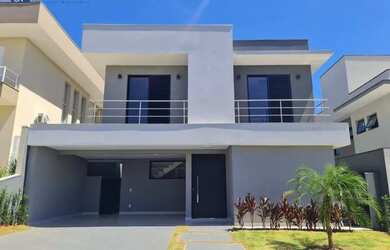 Imagem: A casa em condomínio possui 3 Dormitórios, 4 Banheiros, 2