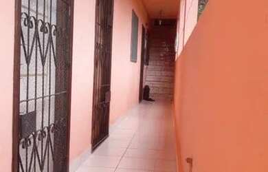 Imagem: A casa possui 2 Dormitórios, 1 Banheiro, 50m² de Área e