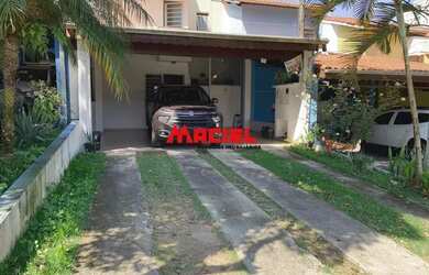 Imagem: A casa em condomínio possui 3 Dormitórios, 3 Banheiros, 2