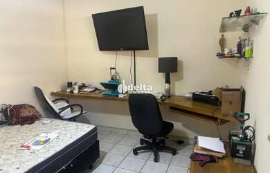 Imagem 8: Casa residencial com 4 quartos sendo 1 suíte disponível para venda no...