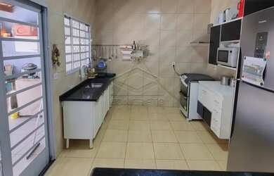 Imagem 5: Casa Residência em Jaú. Varanda, 12m² de Área, 3 Vagas na garageme2...