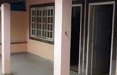 Imagem: A casa à venda possui 3 Dormitórios, 2 Banheiros e 120m²