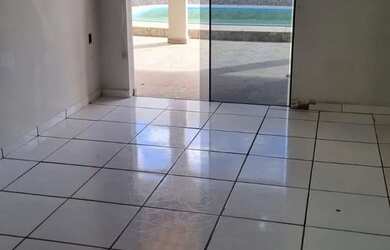 Imagem: A casa possui 3 Dormitórios, 3 Banheiros e está localizado