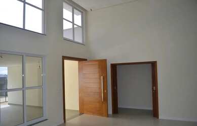 Imagem 4: Casa de condomínio para venda tem 372 metros quadrados com 4 quartos