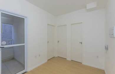 Imagem: O apartamento possui 2 Dormitórios, 1 Banheiro e 29m² de Área