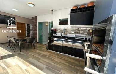 Imagem 3: Morada dos Pássaros/ 4 suítes / semi mobiliada / energia solar / piscina