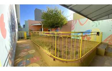 Imagem 7: Casa Comercial à venda - R$ 940.000,00 - 353,38m² de área construída...