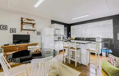 Imagem 12: Casa 4 dormitórios com pátio e piscina