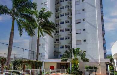 Imagem: O apartamento possui 3 Dormitórios, 2 Banheiros, 2 Vagas na