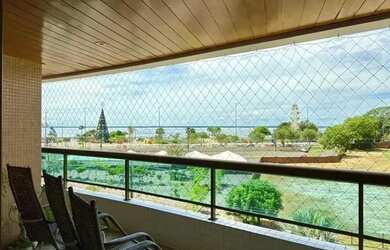 Imagem: O apartamento possui 4 Dormitórios, 5 Banheiros, 3 Vagas na