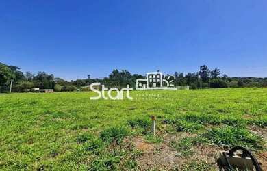 Imagem: O terreno possui 300m² de Área e está localizado em Tanquinho