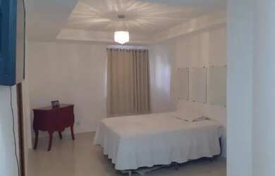 Imagem: O apartamento possui 1 Dormitório, 1 Banheiro, 60m² de Área